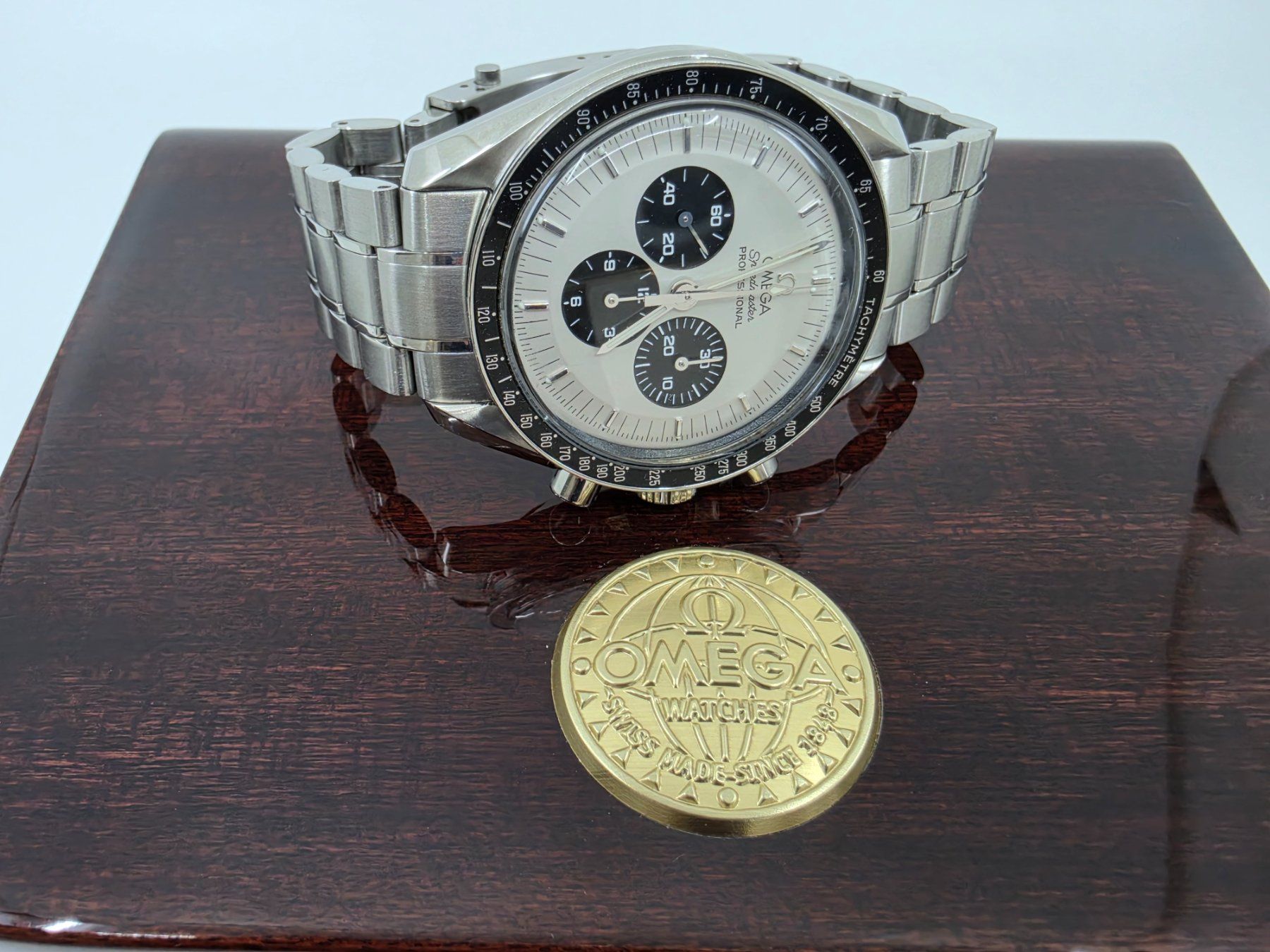 Omega Uhren: Omega Speedmaster Professional Moonwatch Original Mitsukoshi – Neu (gemäss Beschreibung) aus Luzern von aveno 5