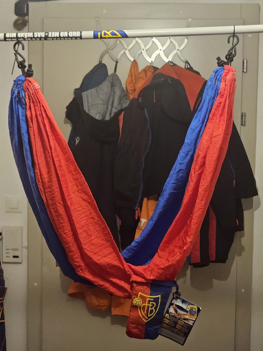 Amache: FC Basel Sitz-Hängematte Neuwertig! – Nuovo e nell'imballaggio originale da Basel venduto da kai_1893