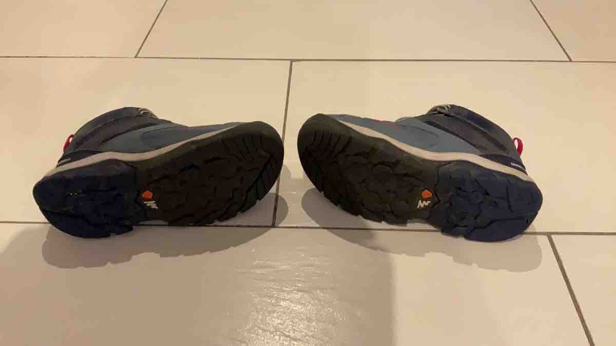 Scarpe per ragazzi: Wanderschuhe Grösse 31 Quechua – Usato da Killwangen venduto da Febre7 2