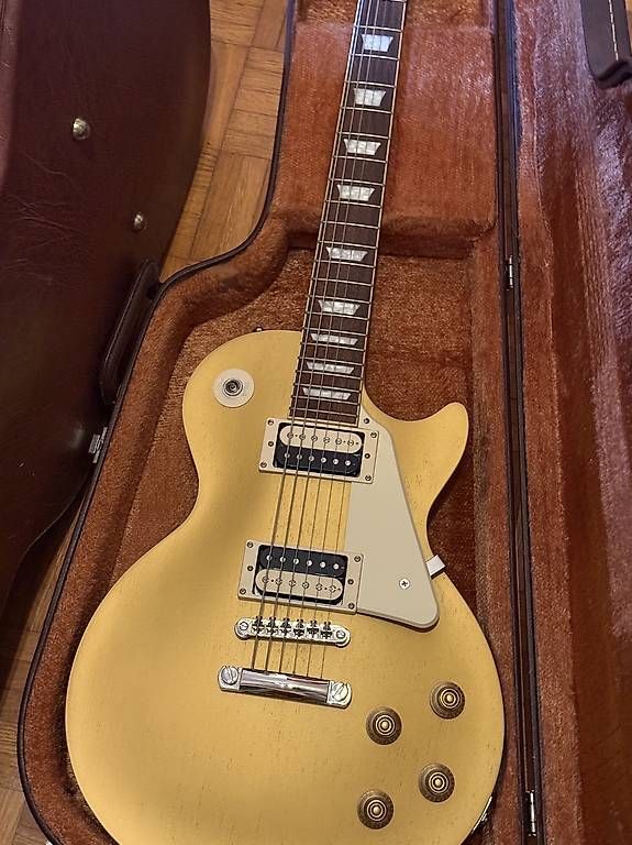 Epiphone Strumenti musicali: Epiphone Les Paul Classic Worn metallic gold – Usato da Muralto venduto da nat_gg86 1
