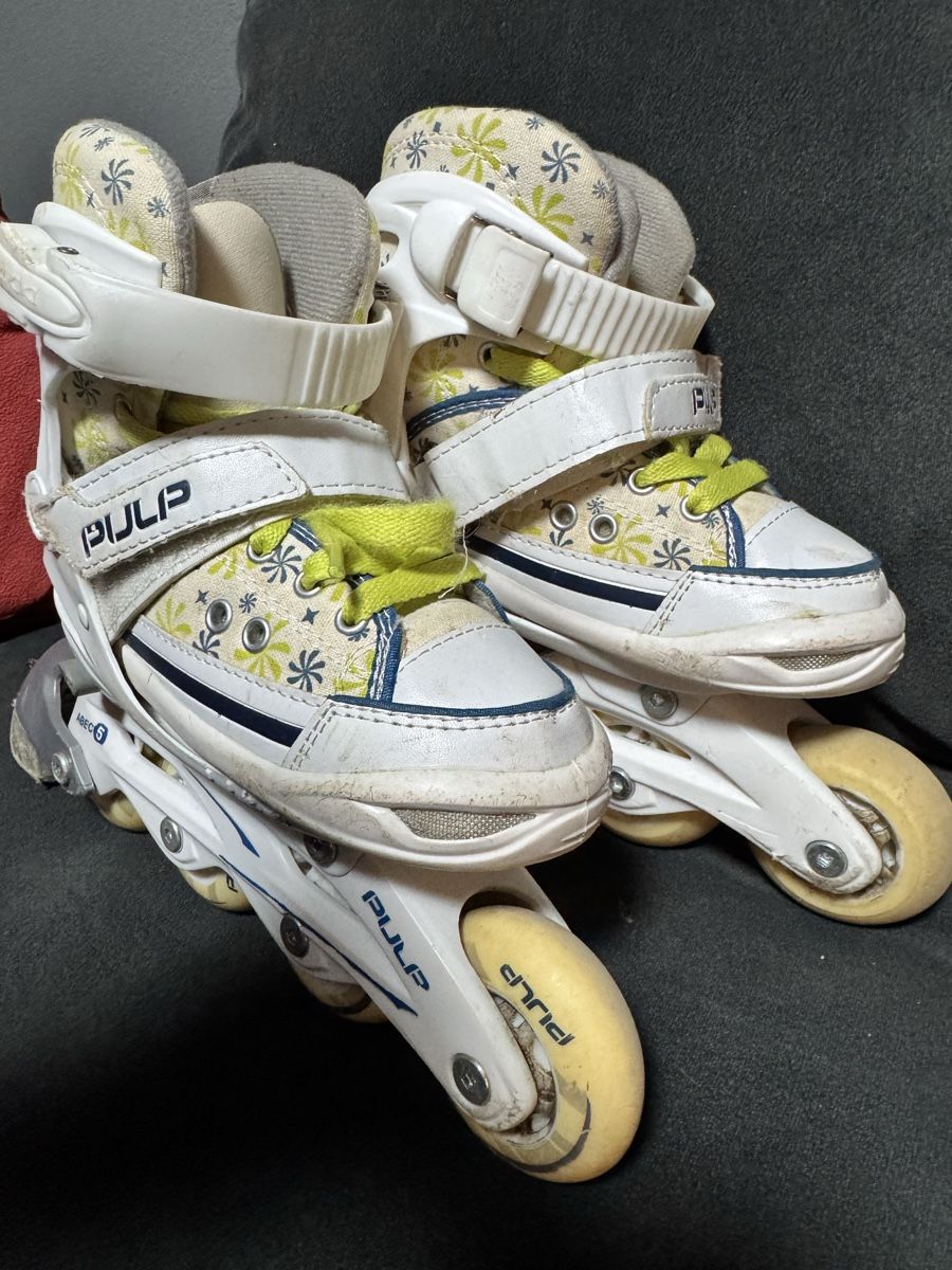 Inline-Skating & Rollschuhe: Pattini a rotelle 30/33 – Gebraucht aus Camignolo von maly86 2