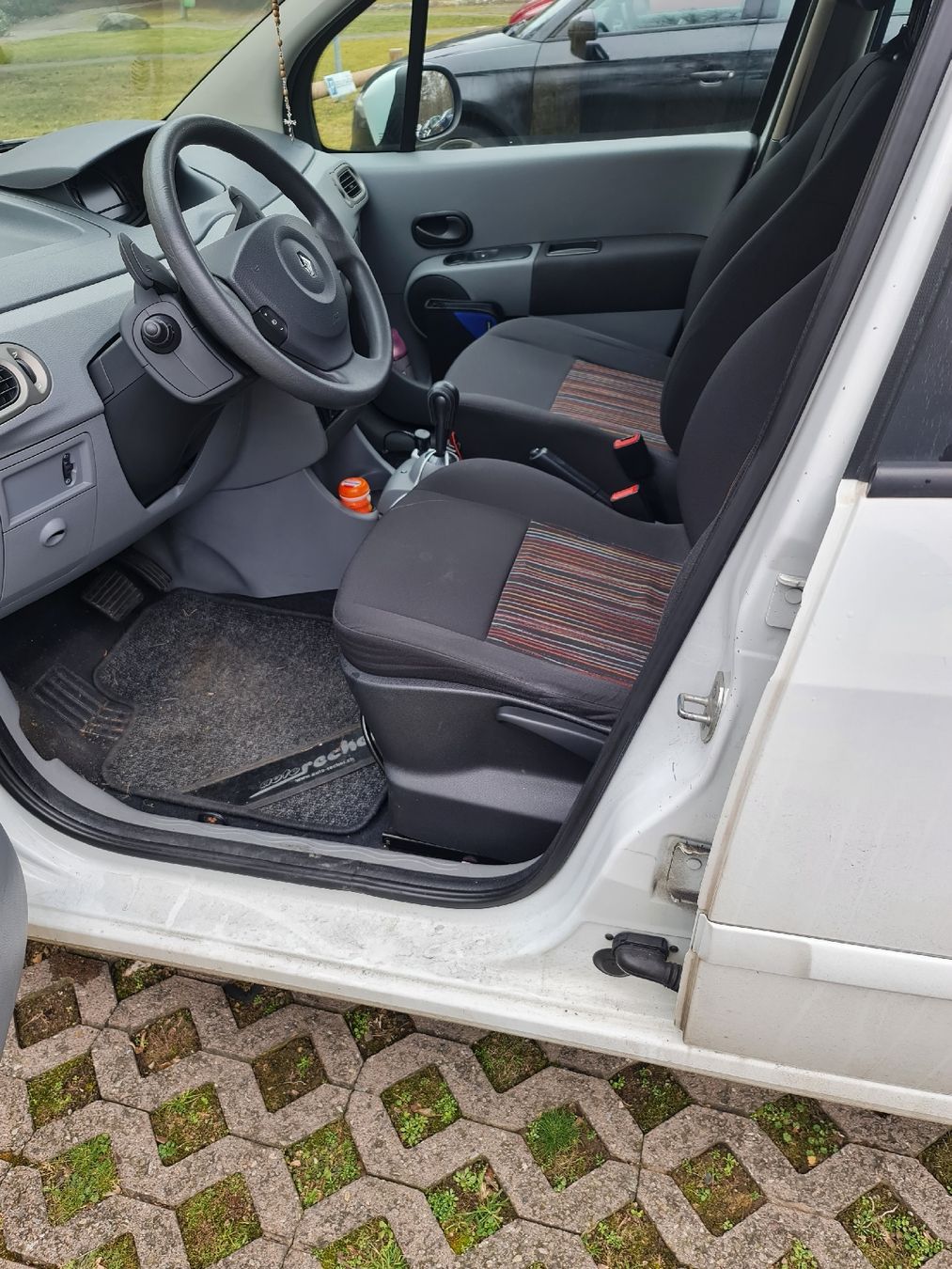 Renault Autos: Renault Modus 1.5 Diesel Automat – D'occasion à Neuhausen par eib_tcr7 4