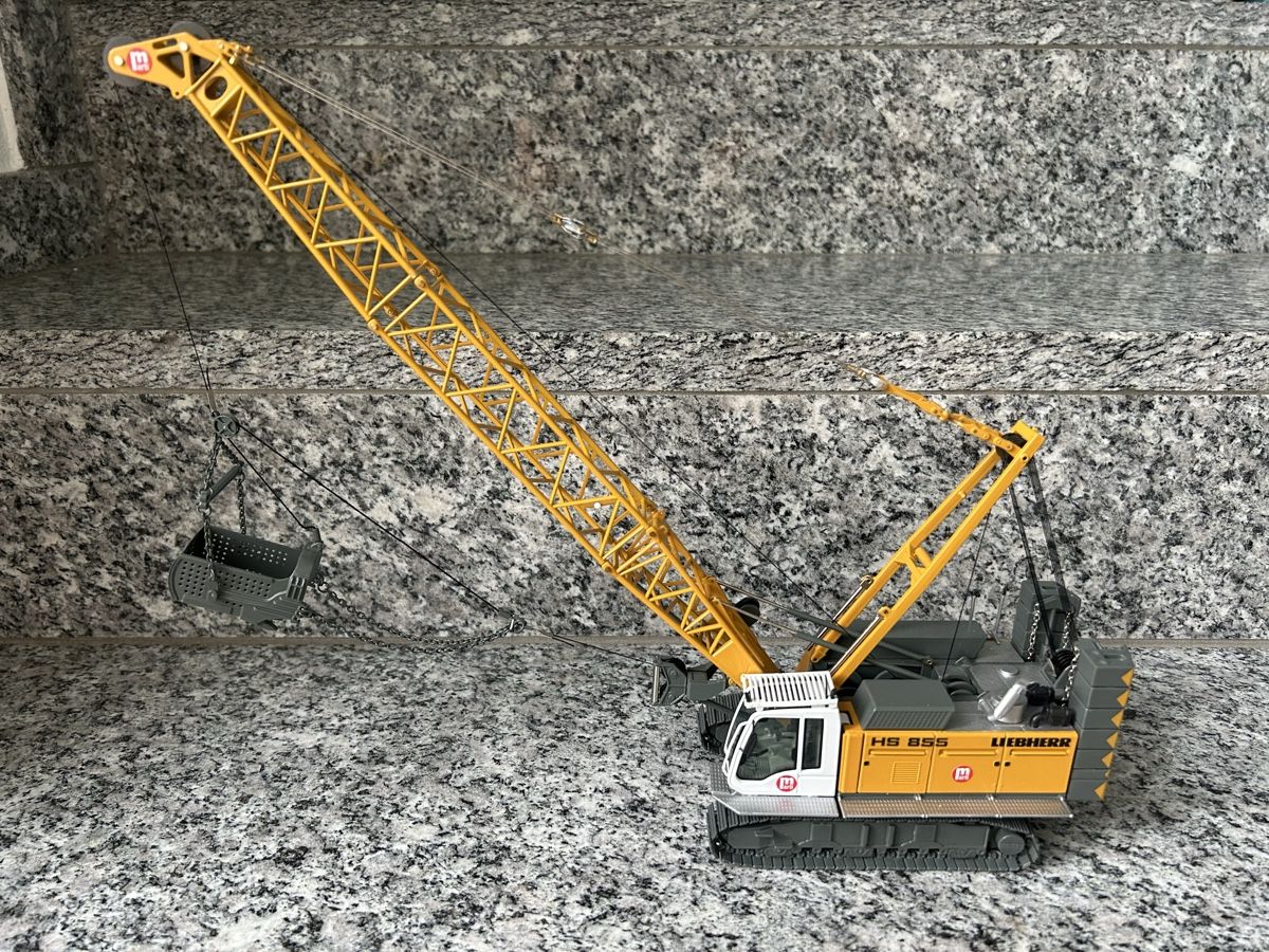 Liebherr Modellbausätze & Standmodelle: Liebherr HS 855 Marti , 1:50 – Gebraucht aus Horw von Tigercat635