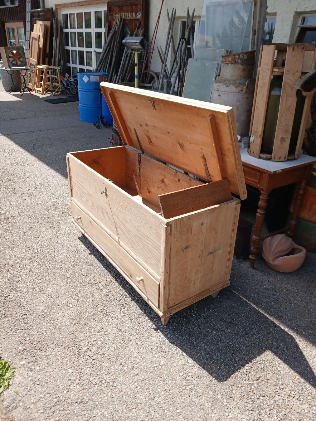 Cassapanche: Tannenholz Truhe mit Schublade  – Usato da Hagenbuch ZH venduto da bromaer 3