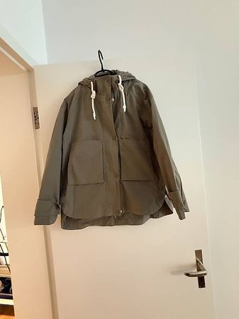 ZARA JACKET! SIZE S!