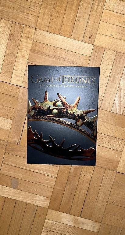 Tutti i DVDs: Game of Thrones Staffel 2 – Usato da Basel venduto da Ruemli17
