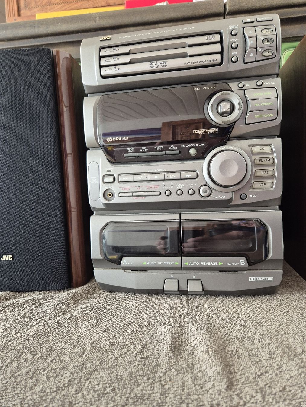 JVC Lettore multimediale & Streamer: JVC Compact System  MX-D851TR – Usato da Niederwil SO venduto da Albatros59 1