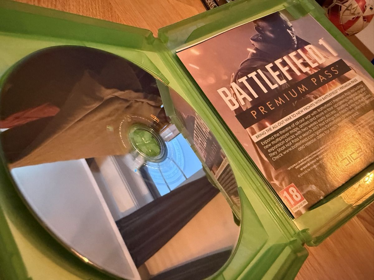 Microsoft Giochi: 8x Xbox One Spiele – Usato da Basel venduto da Old_Cheddarhand 3