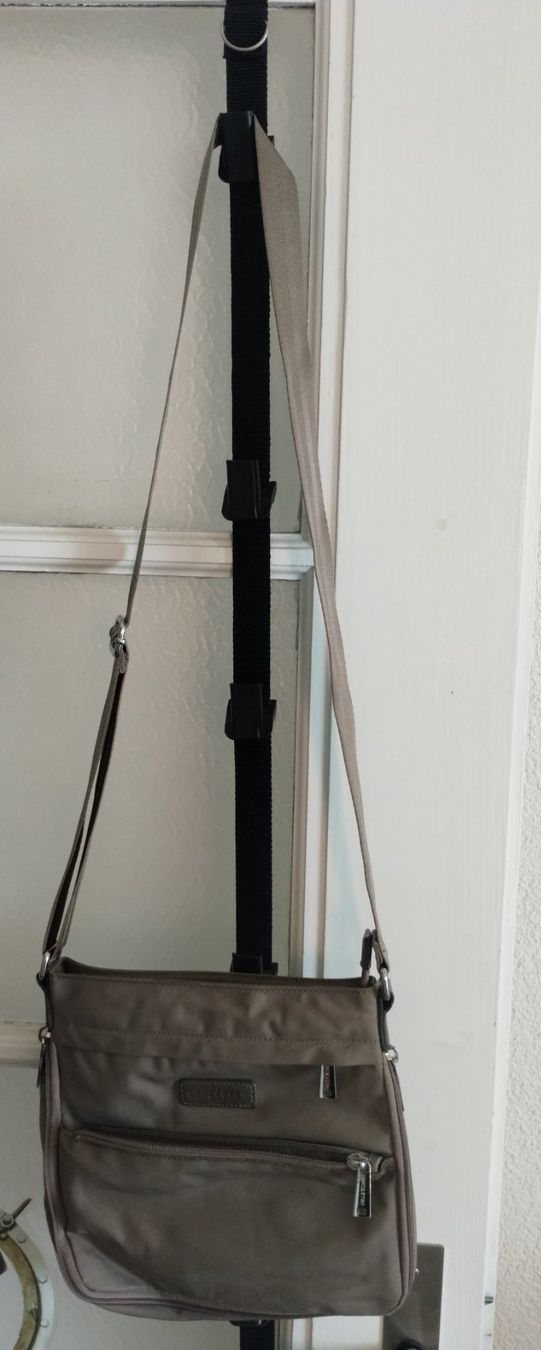 Sonstige Dekorationen & Accessoires: Porte Sacs  réglable pour la porte – Gebraucht aus Lausanne von Martinucci 3