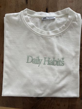 Teenie T-Shirt ZARA weiss Grösse M guter Zustand