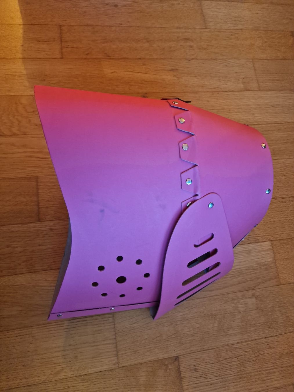 Giocattoli: Ritterhelm mädchen und spielmesser – Usato da Thun venduto da Yuma84 3
