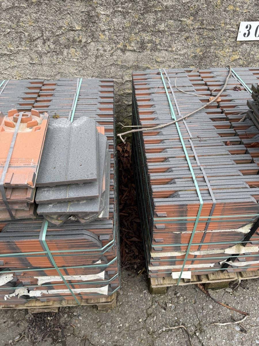 Pietre & tegole: Biberschwanz Dachziegel new – Nuovo e nell'imballaggio originale da Oberdiessbach venduto da tob_wr2d 3