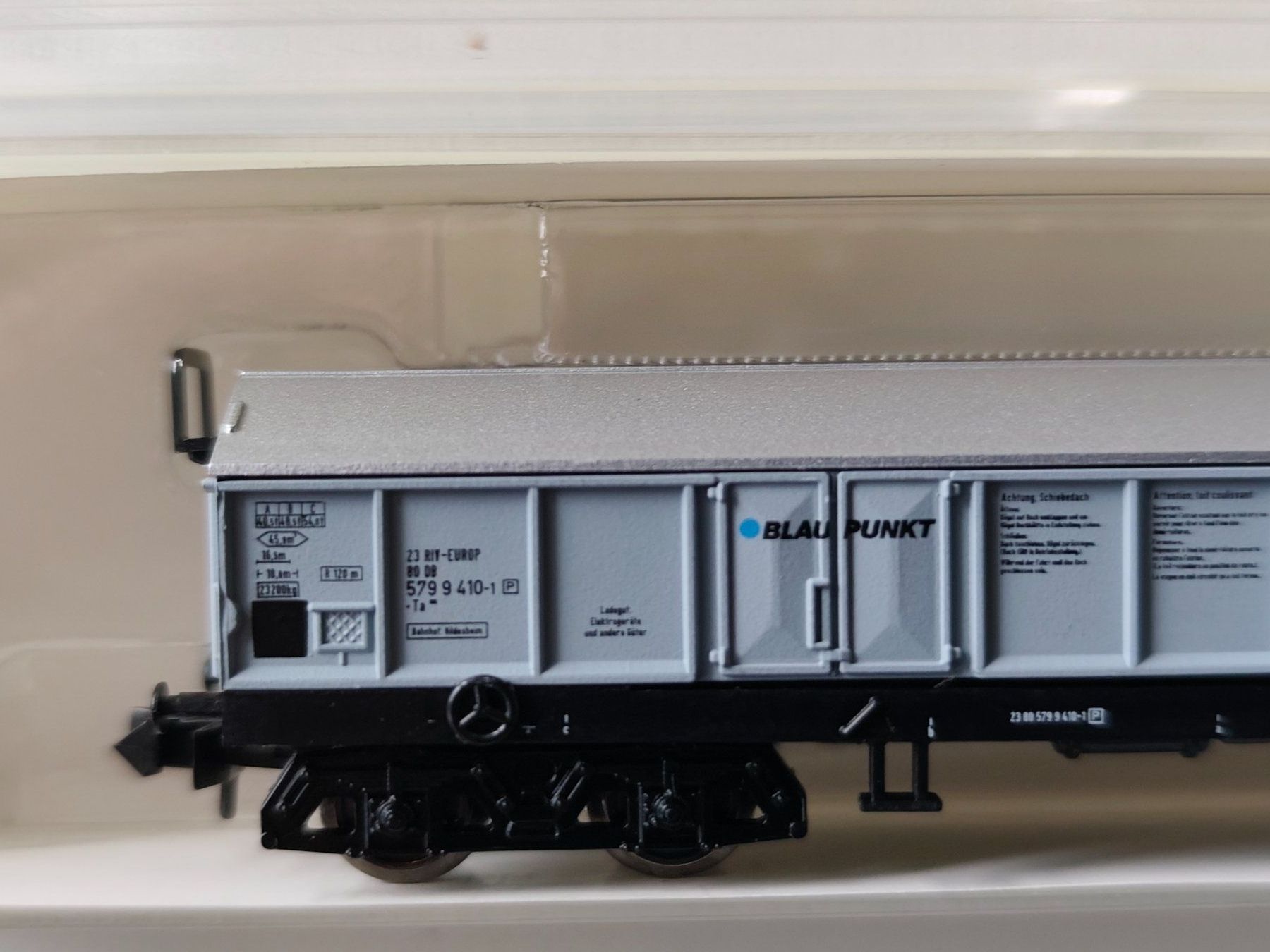 Trix Modellini di ferrovie: Hubschiebedachwagen "Blaupunkt" der DB von Minitrix N – Nuovo e nell'imballaggio originale da La Chaux-de-Fonds venduto da Sekado 1