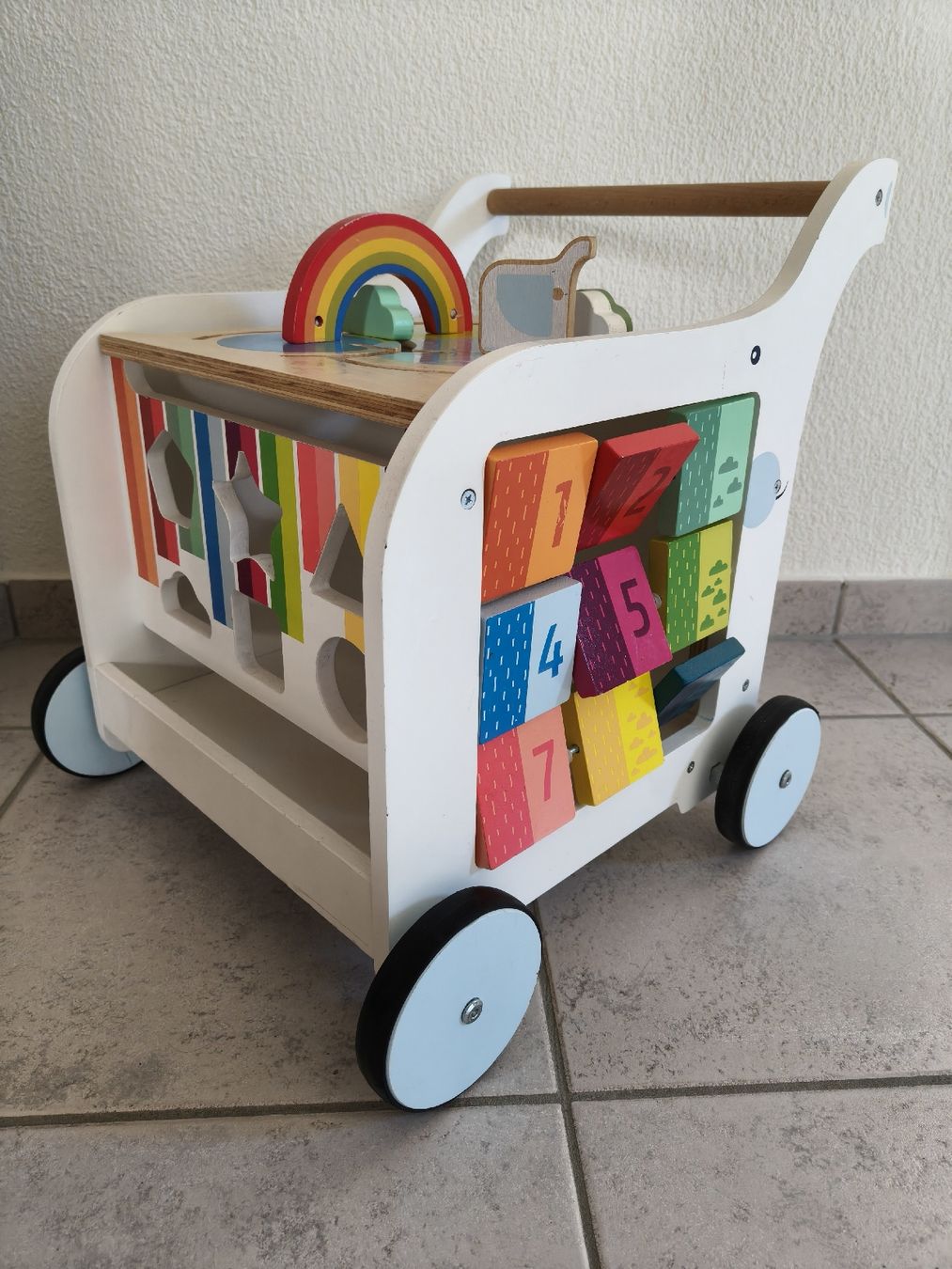 Spielzeuge: Lernlaufwagen Elefant – Gebraucht aus Henggart von piipmatz01