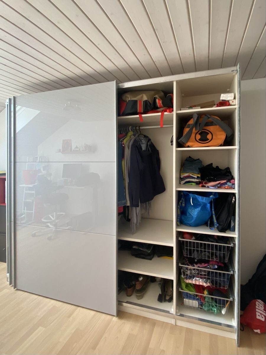 Ikea Schränke: Kleiderschrank mit Schiebetür – Gebraucht aus Willisau von mima2.0 1