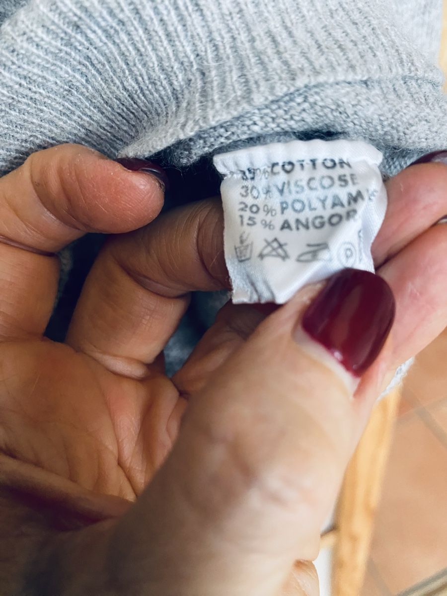 Pullover & Sweatshirts: Pull-over The Legend M Envoi possible/Versand – Gebraucht aus Belmont-sur-Lausanne von chu_vxf5 2