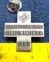 TURNER SPORT KREUZ PIN GEPRÄGT 1997 SINAU/WANGEN aA