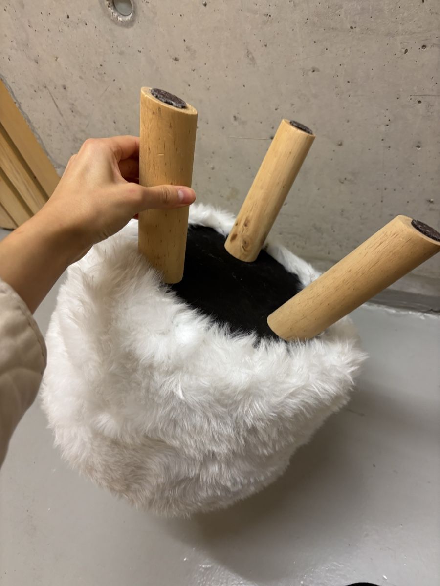 Hocker: Süsser Hocker – Gebraucht aus Winterthur von leimaj 4