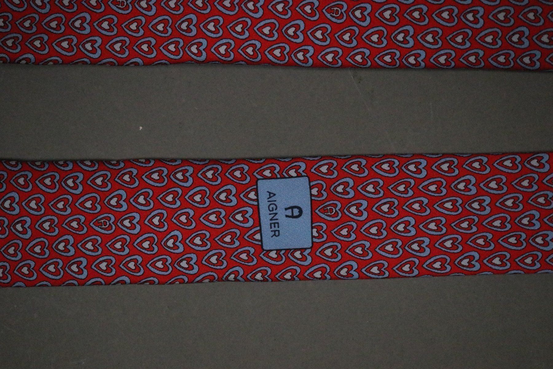 Altri accessori da donna: Vintage AIGNER Seidenkrawatte – Usato da Hombrechtikon venduto da BAZ-Vintage 3