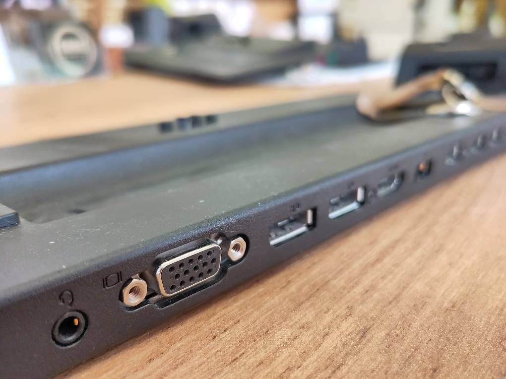 Lenovo Docking station: Lenovo ThinkPad Ultra Docking Station  Type 40AJ – Usato da Novaggio venduto da GreenWebSolutions 1