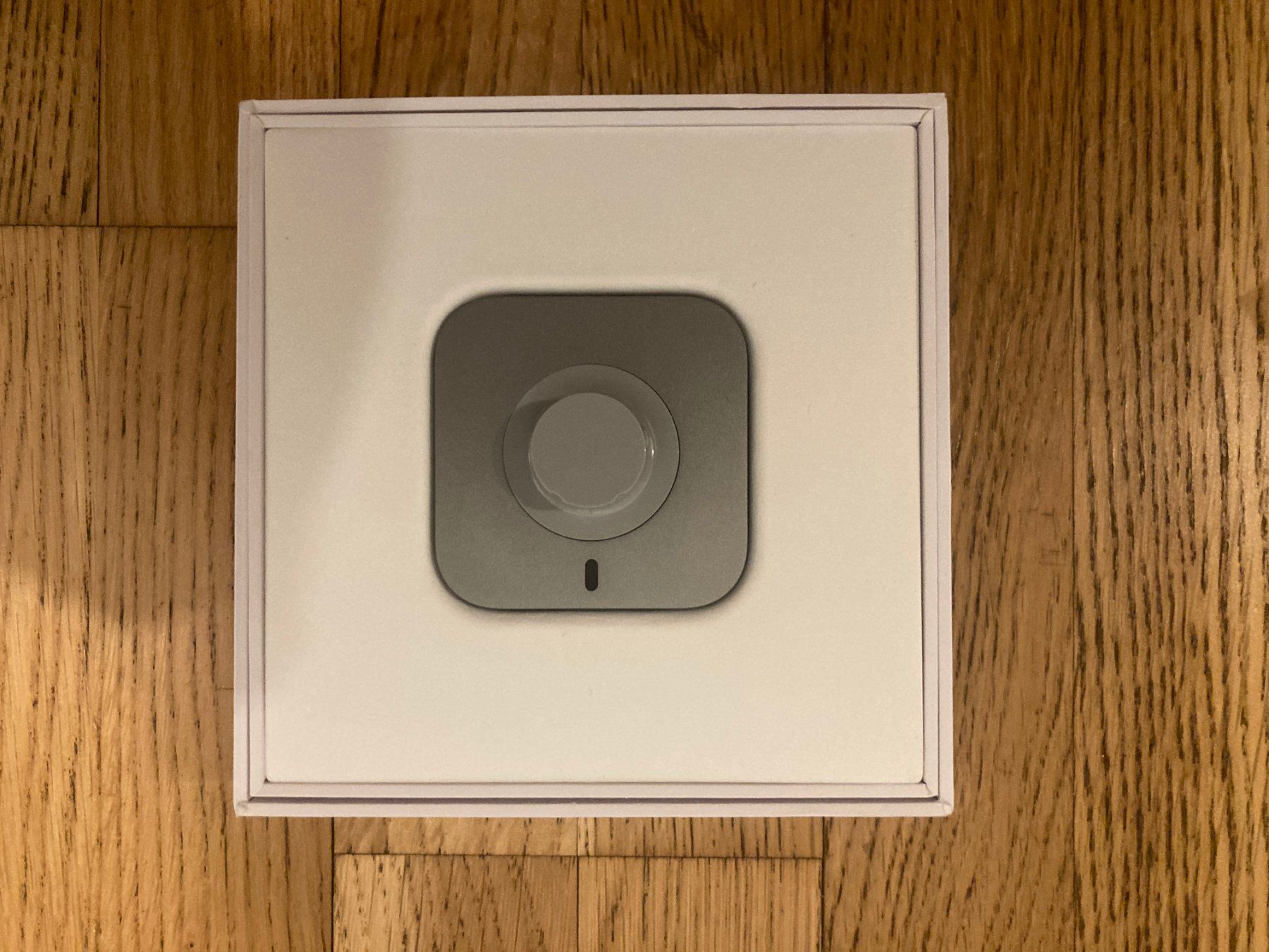 Chargements: Unused Oura Ring Charger Generation 4 - Size 8 – D'occasion à Glattbrugg par Me1996 1