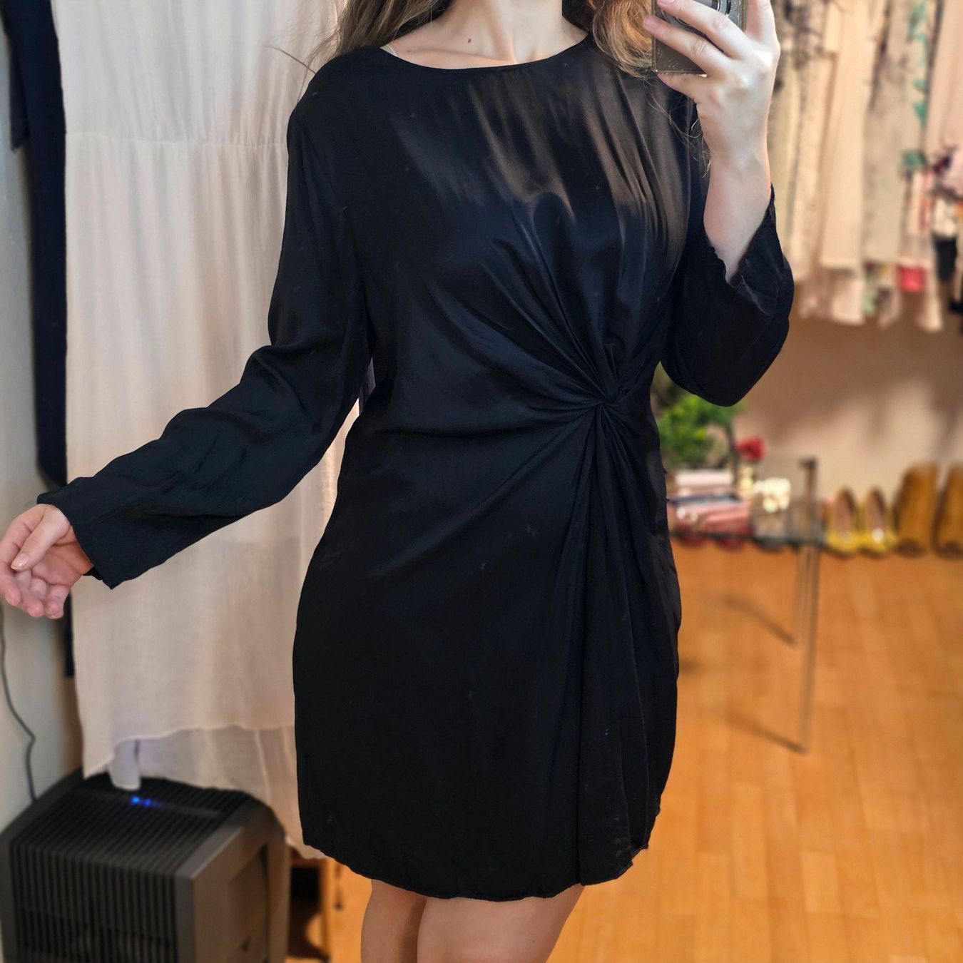 Vestiti: Elegantes schwarzes Kleid Drapierung Gr. L – Usato da Wald ZH venduto da CapLux