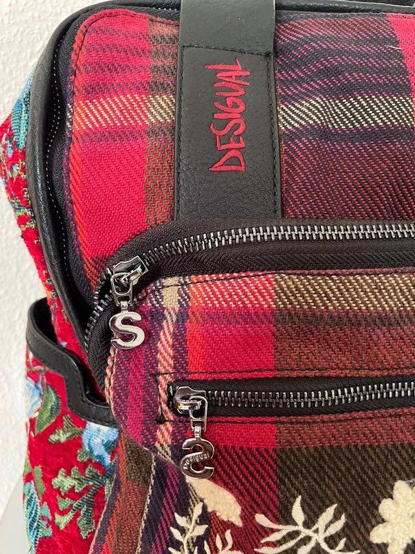 Desigual Sacs à dos: Desigual Rucksack mit Blumenmuster – Neuf (Voir description) à Winterthur par jul_v9wx 5
