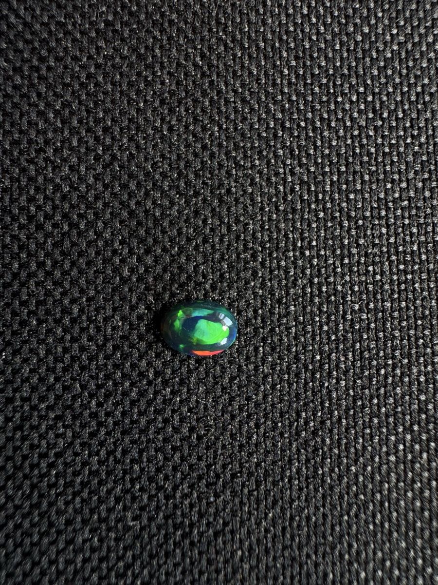 Pietre preziose: Black Opal 0.45ct – Nuovo e nell'imballaggio originale da Wängi venduto da Horus90