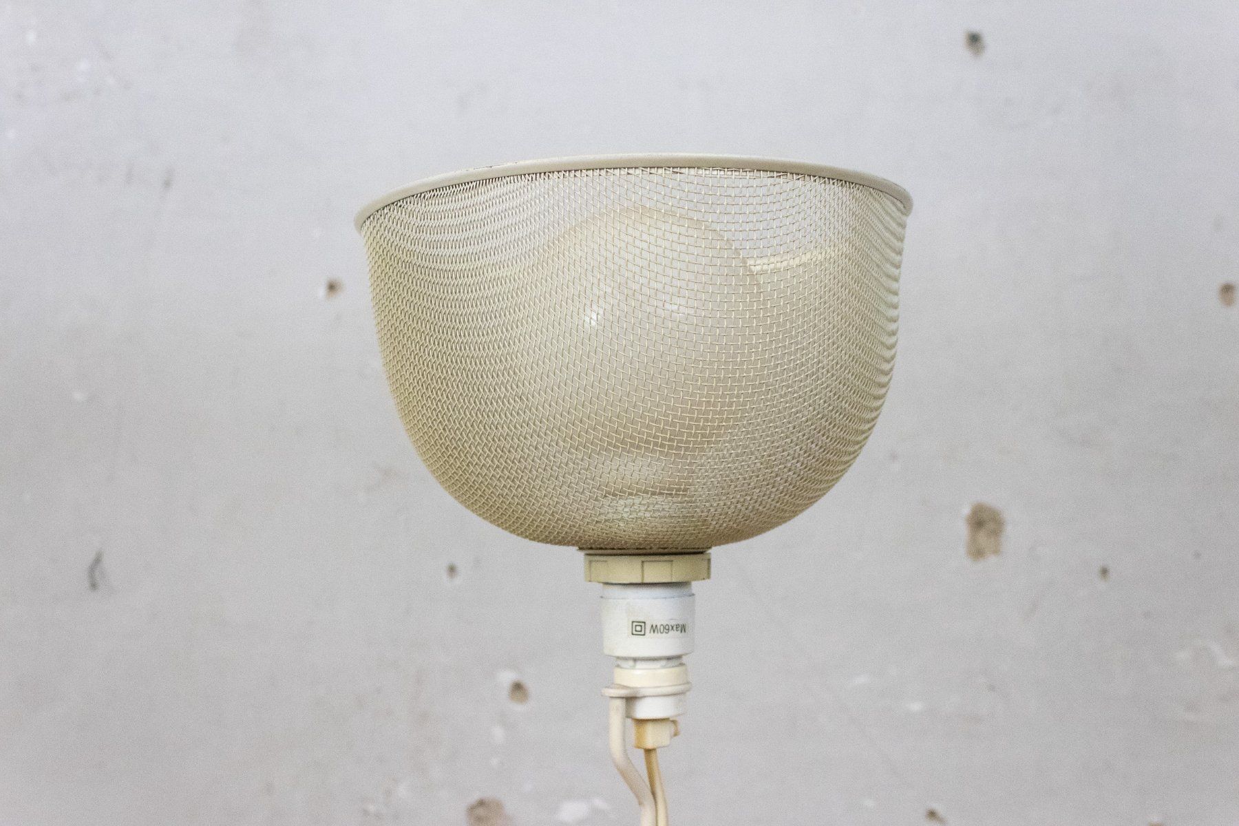 Ikea Lampade: Ikea Stehlampe mit Gitterlampenschirm / weiss – Usato da Zürich venduto da ZuercherBrockenhaus 3