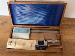 Micromètre Tesa Isomaster 0-25 mm en coffret en bois