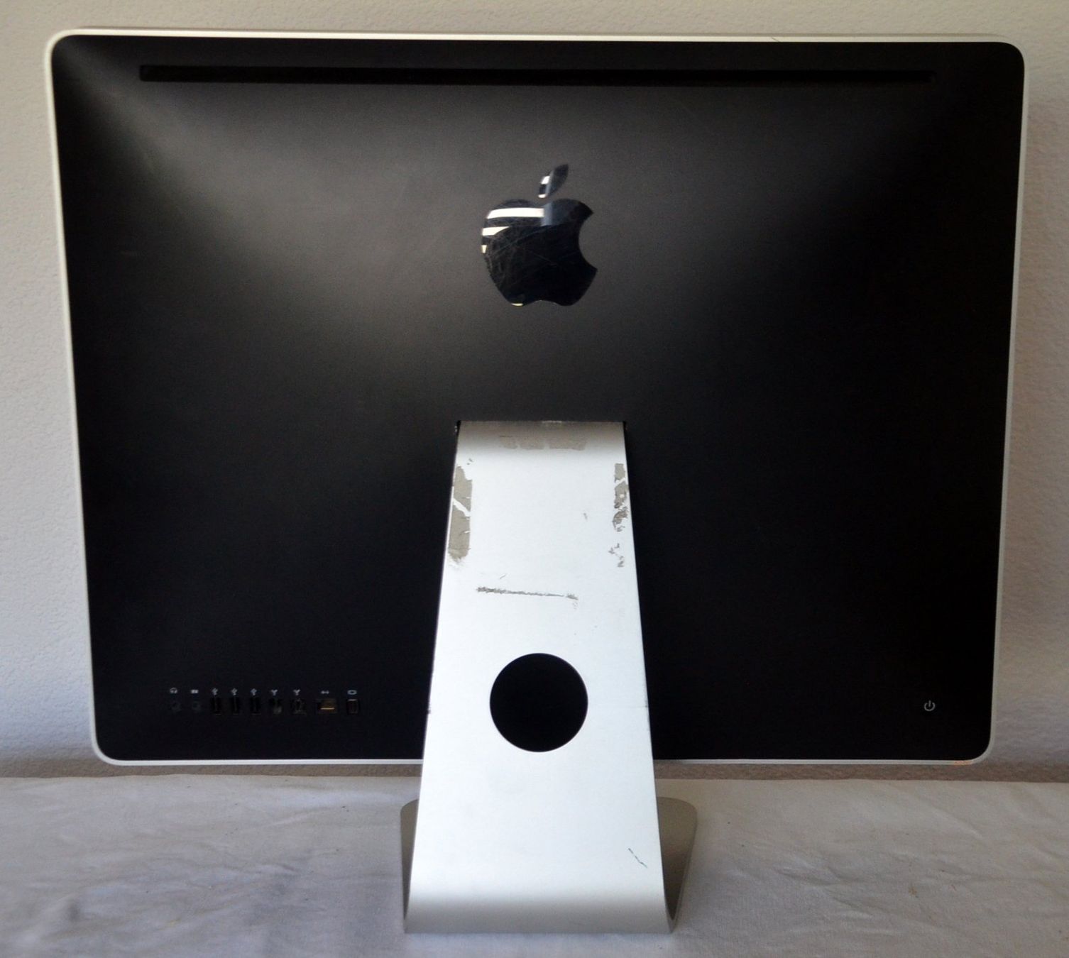 Apple PC: Apple iMac 24" A1225 – Difettoso da Collonges venduto da arashee 3