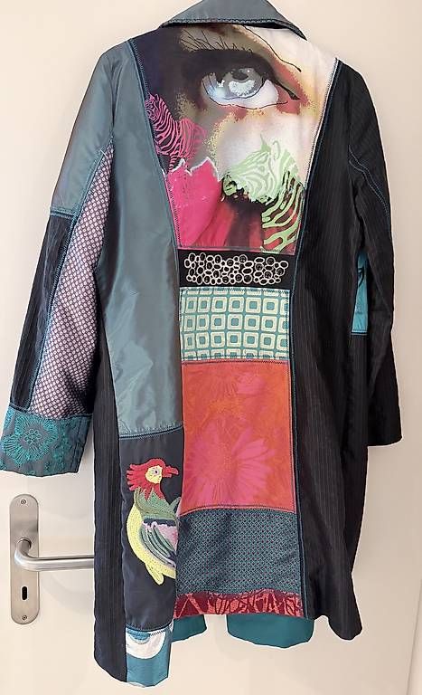 Desigual Manteaux: Mantel von desiqual – D'occasion à Kappelen par Ushy08