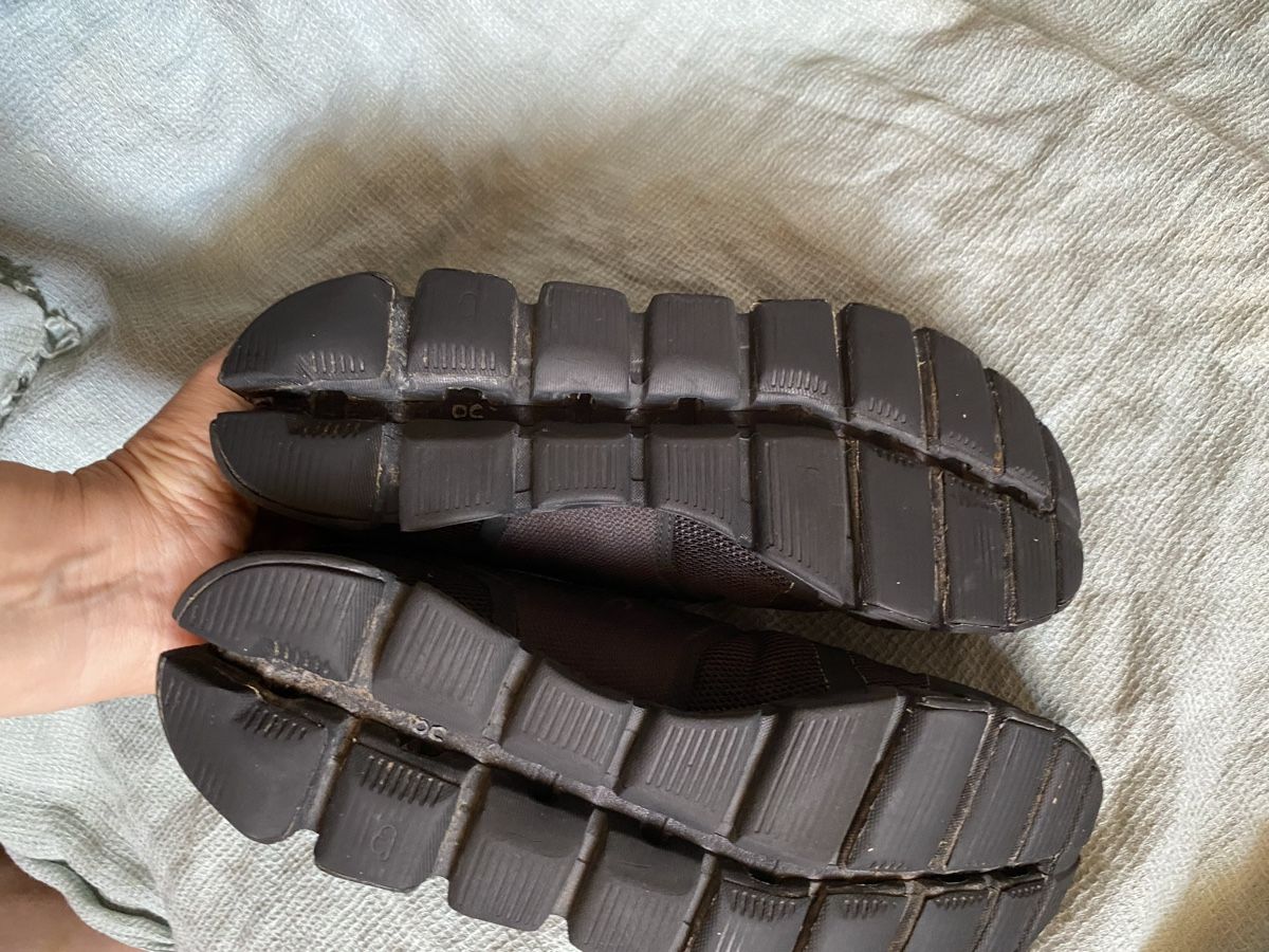 On Chaussures hommes: Baskets noires On Cloud 41  – D'occasion à Geneve par Monthoux13 3
