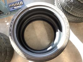 2x Maxxis 225/40R19 Sommerreifen