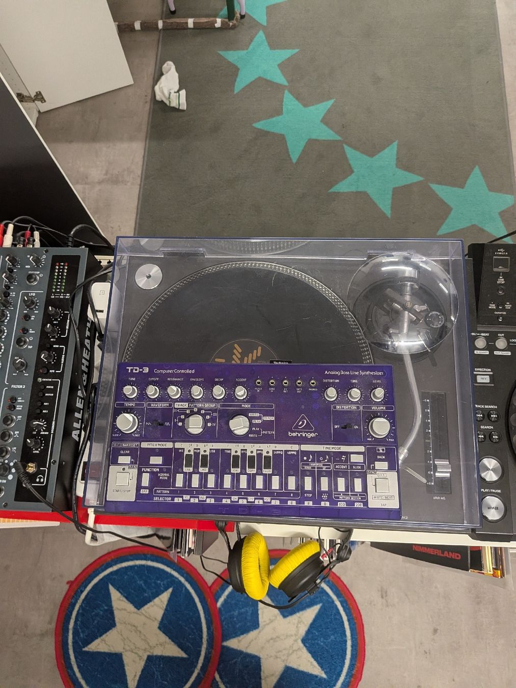Musikinstrumente: behringer td3 (ohne stromkabel) – Gebraucht aus Mörschwil von nil_z6cy