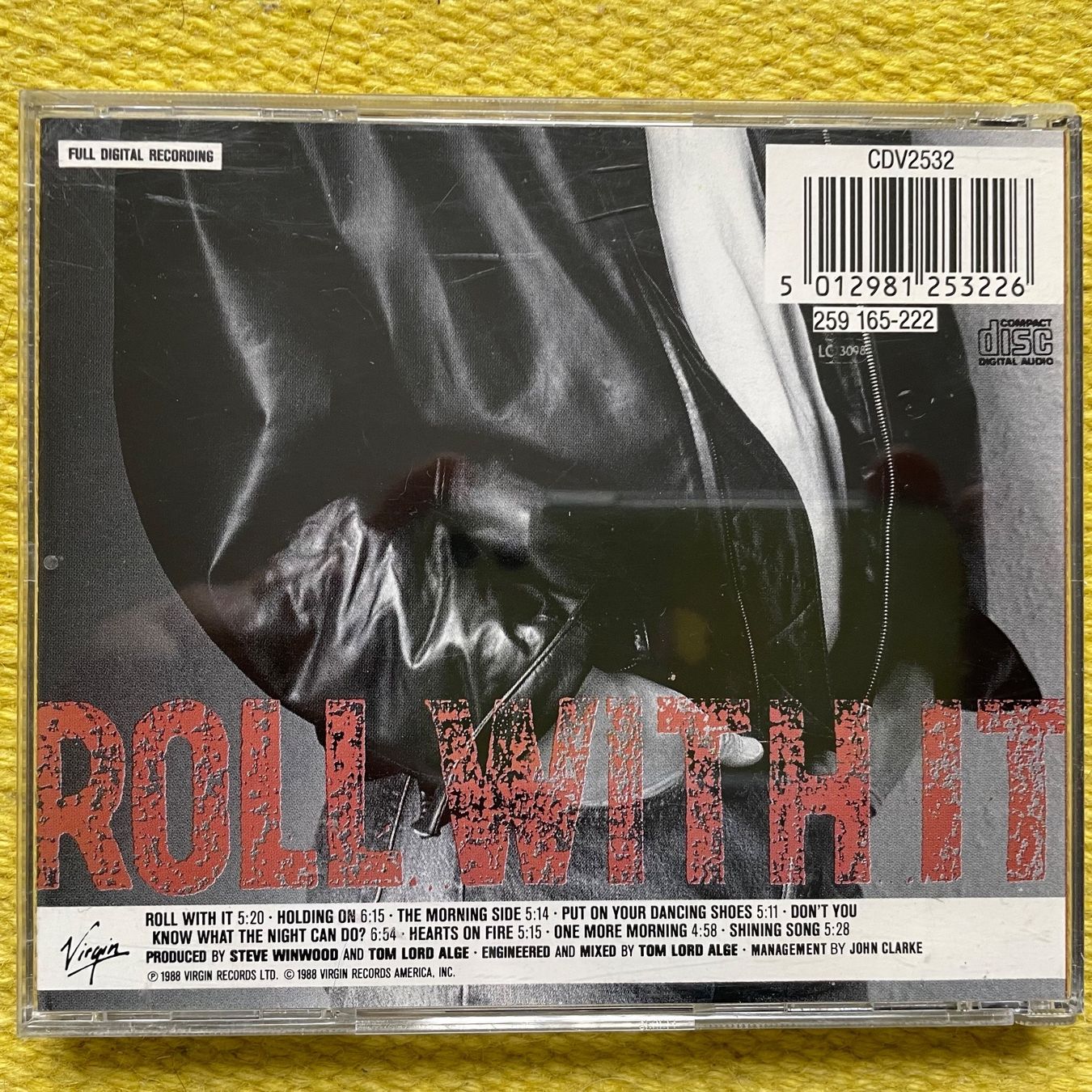 CD: STEVE WINWOOD-ROLL WITH IT – Usato da Rorschacherberg venduto da CD-Roli 1