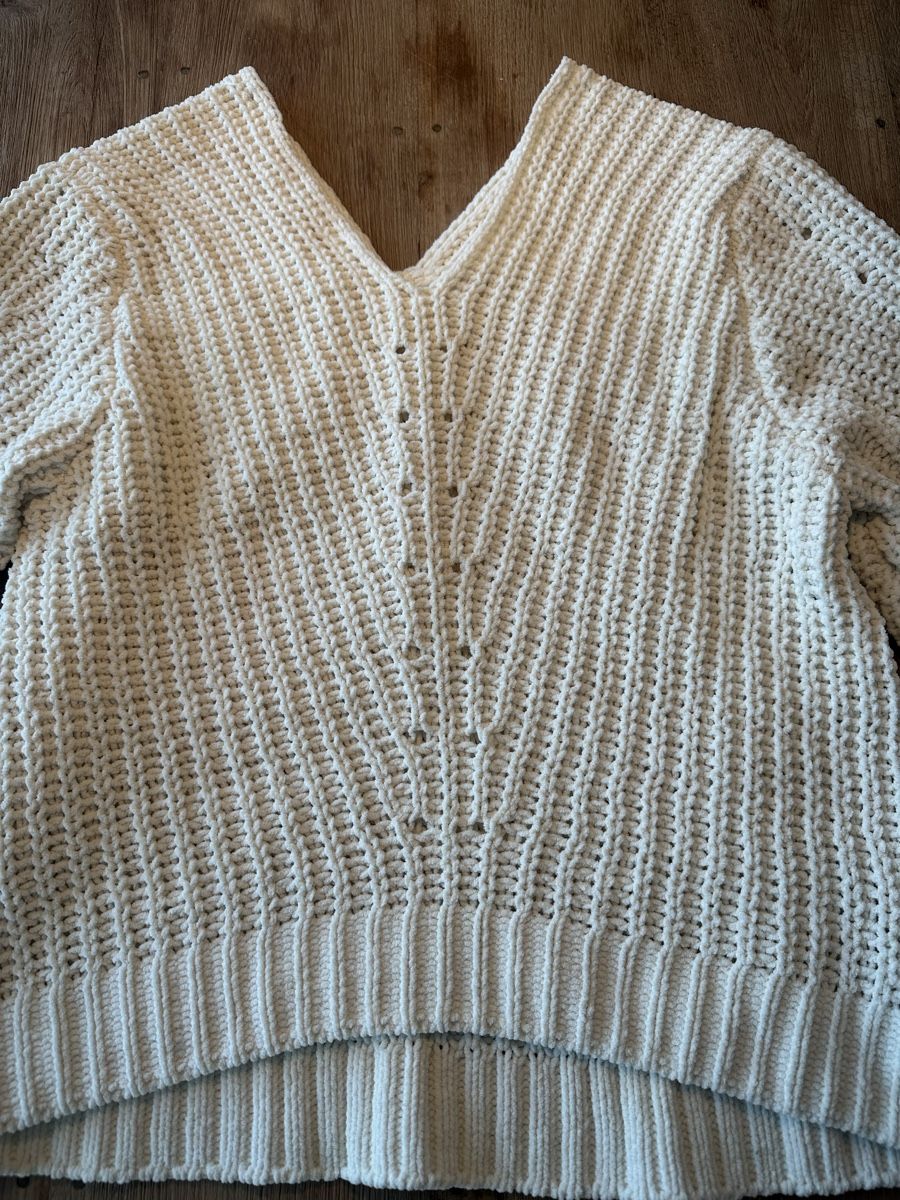 H&M Maglioni & Felpe: H&M Damen Winterpullover Strickpulli Grösse XS Off-White Cre – Usato da Dänikon ZH venduto da Annikaberg 1