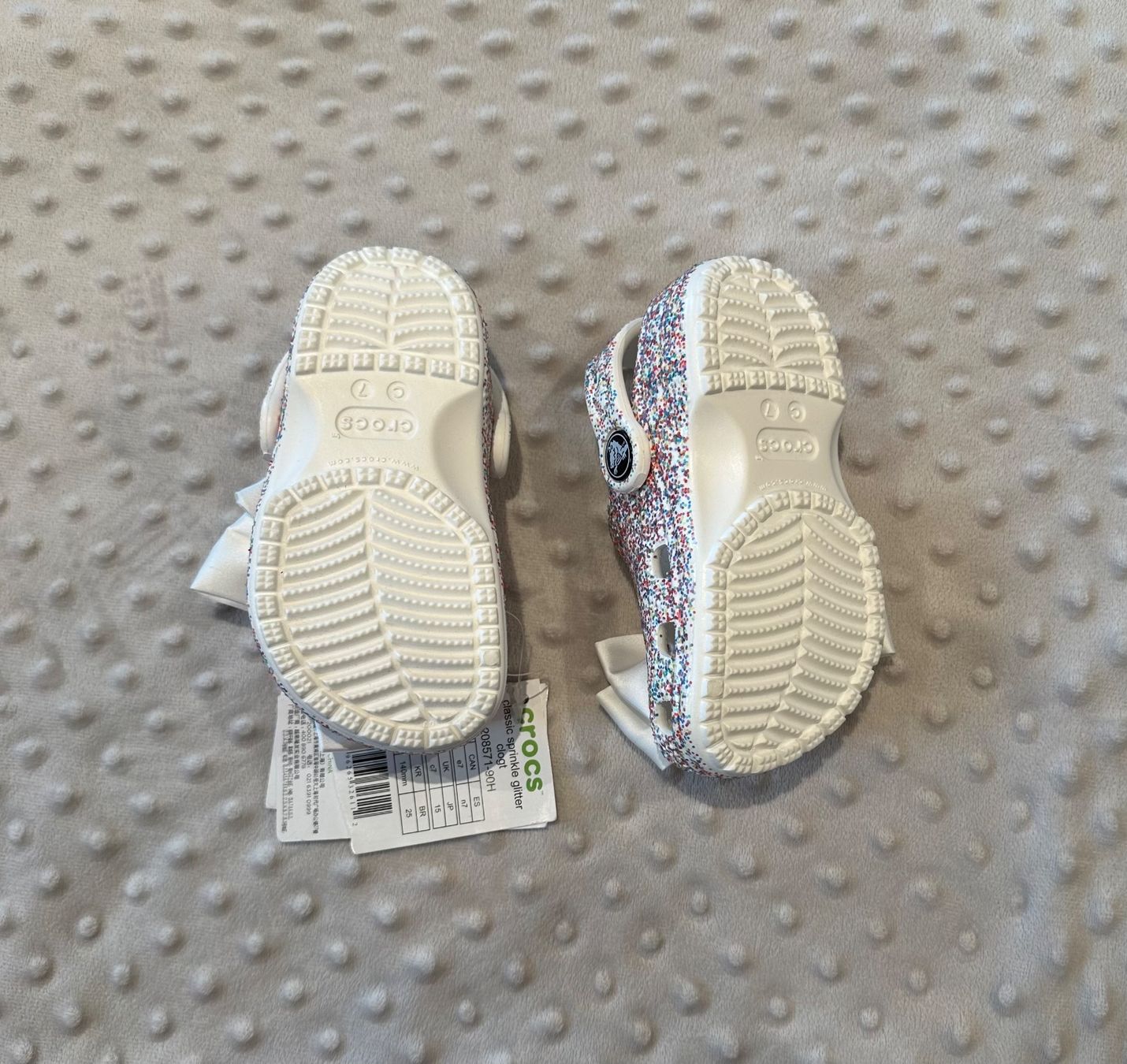 Crocs Scarpe per ragazze: Crocs Clog mit Masche&Glitzer Gr. 23-24 – Nuovo e nell'imballaggio originale da Wiesendangen venduto da MelBo 4