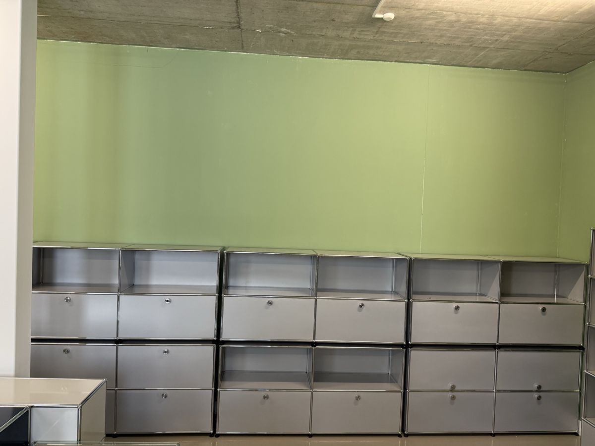 USM Regale: USM Haller Sideboard silber – Gebraucht aus Glattbrugg von q-aderdesign