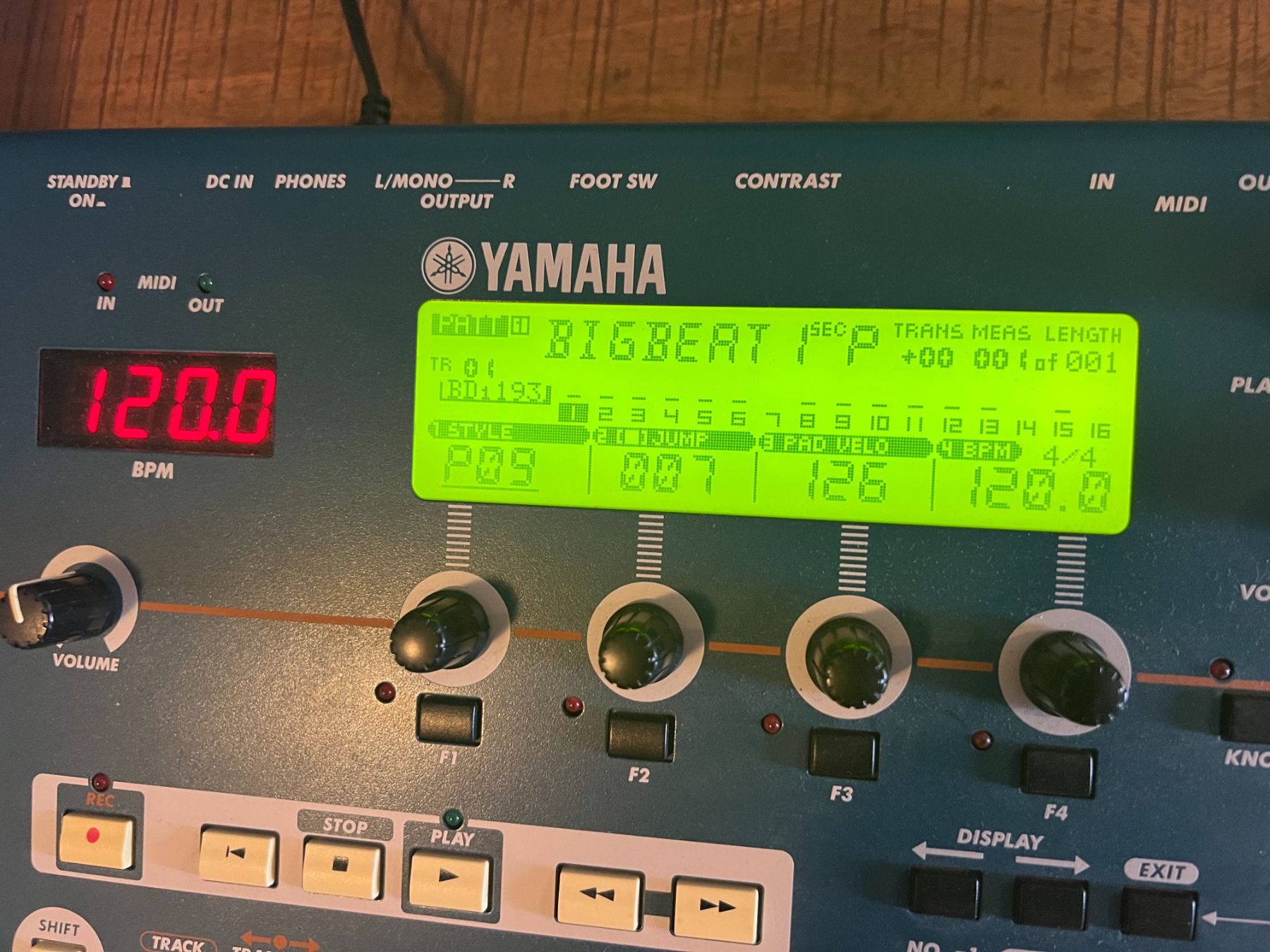 Yamaha Musikinstrumente: Yamaha RM1x – Neu (gemäss Beschreibung) aus Veysonnaz von ric_gt8f 5