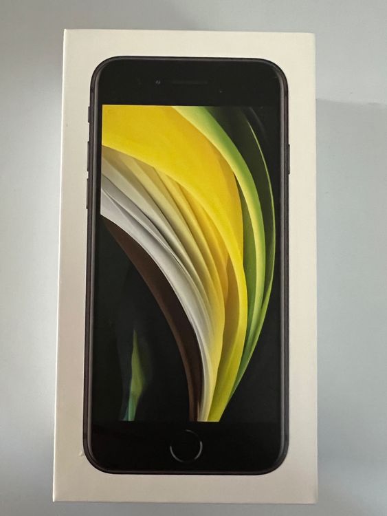 iPhone SE (2020) - black - 64GB | Kaufen auf Ricardo