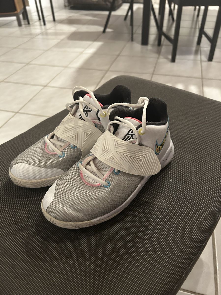 Nike Herrenschuhe: Basketball/Hallen-Turnschuhe – Gebraucht aus Bleienbach von lea_my5x