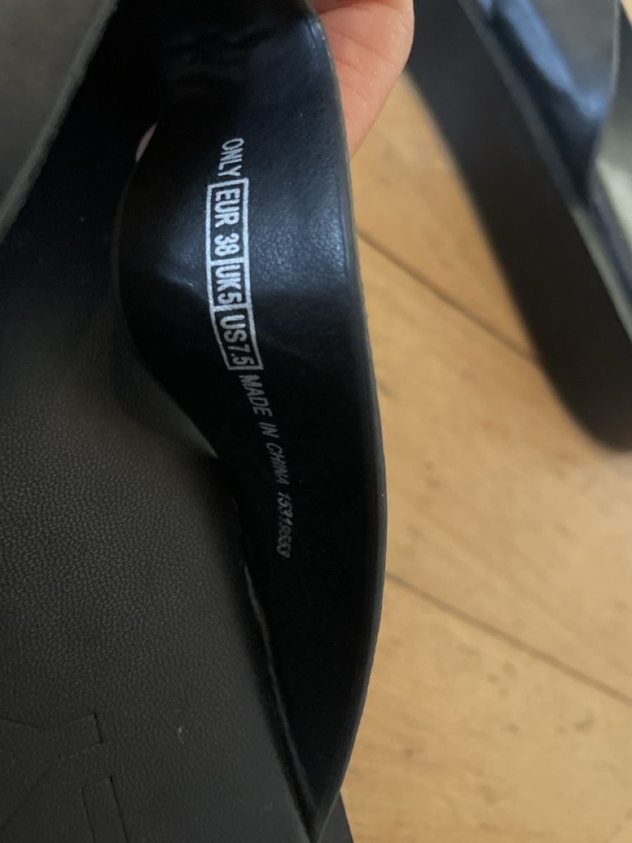 Only Damenschuhe: Only Zehentrenner Gr. 38 – Gebraucht aus Solothurn von kun_b2jw 2