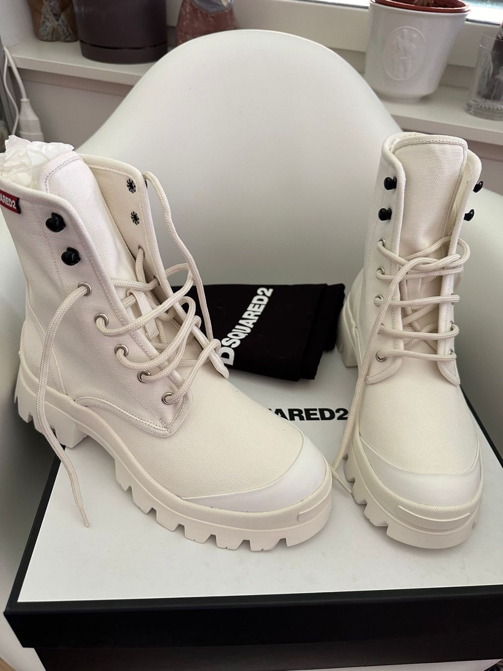 Dsquared2 Scarpe da uomo: DSQUARED2 Boots – Nuovo e nell'imballaggio originale da Binningen venduto da Yuliya15