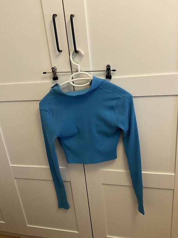 Top: Blauer Oberteil – Usato da Wettingen venduto da monikazefi 1