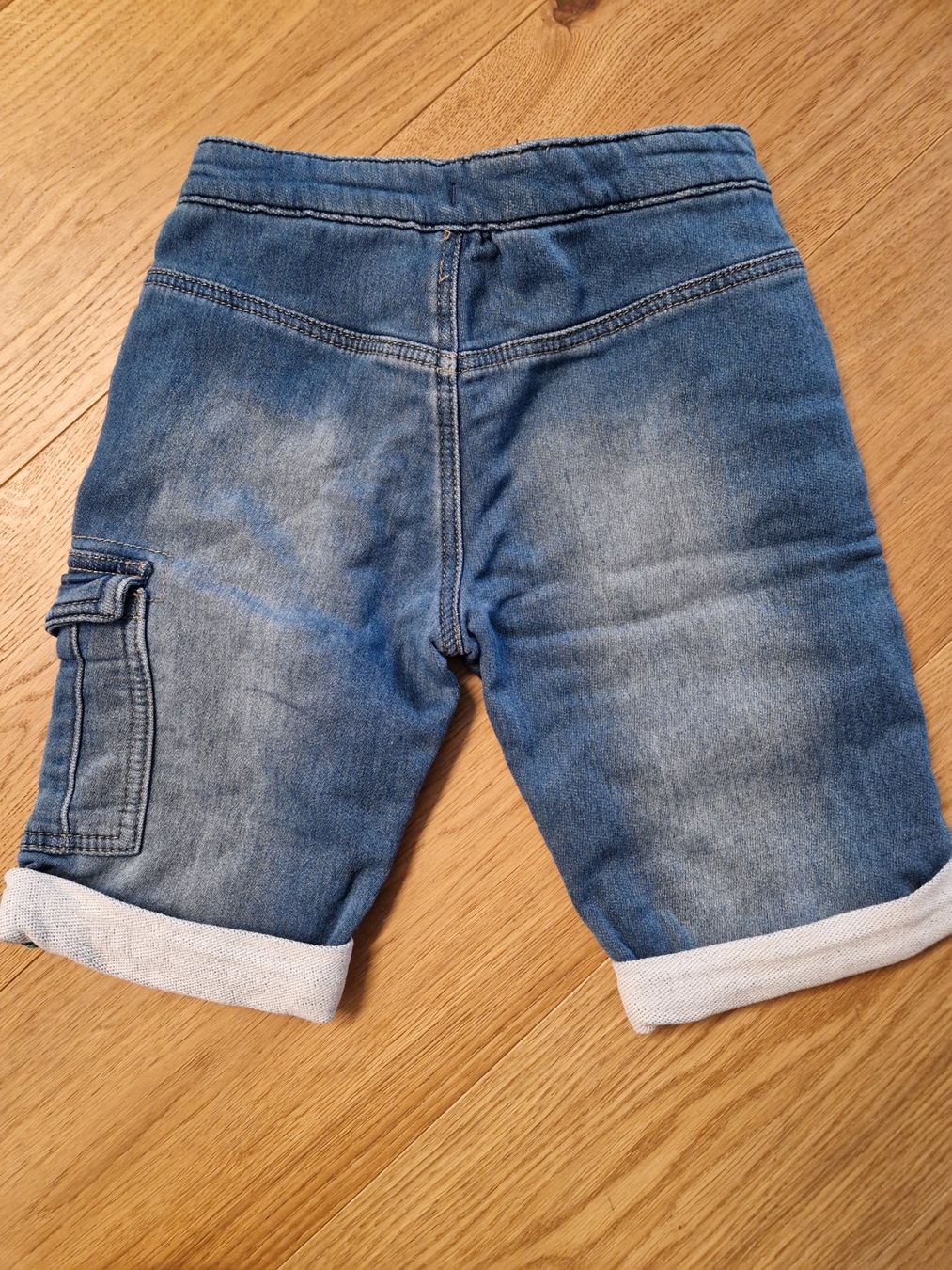 S.Oliver Pantaloni: Jeans Short Gr. 110 s.Oliver elastisch – Usato da Davos-Dorf venduto da Bpelikan 1