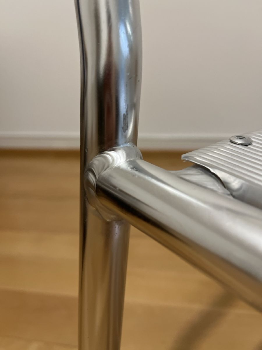 Chaises: Metall Balkonstuhl Gartenstuhl – D'occasion à Basel par Buechermensch 2