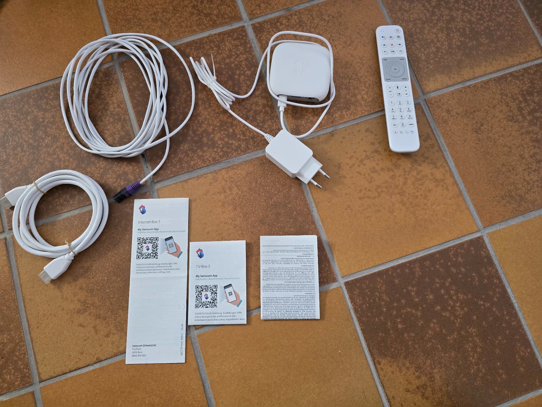 Swisscom Modems & Routeurs: Swisscom TV Box 5 – D'occasion à Savièse par lag_g86p