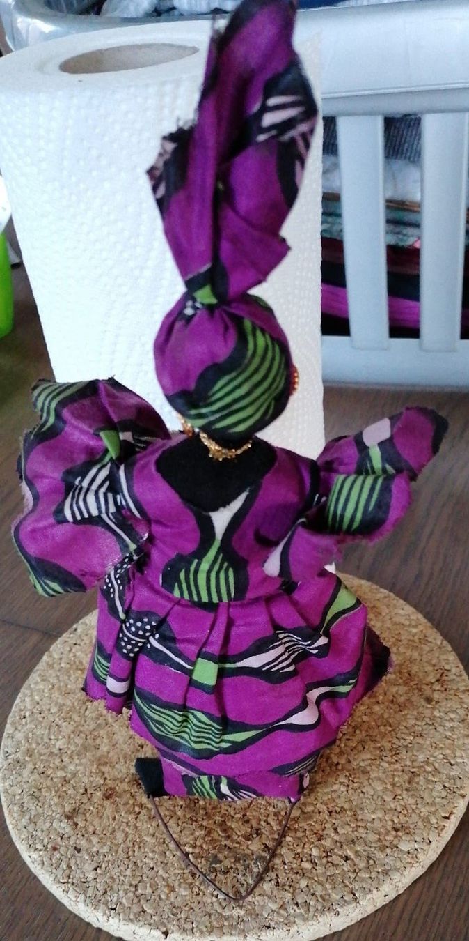 Bambole: Afrikanische Puppe, – Usato da Grächen venduto da Hel7890 1