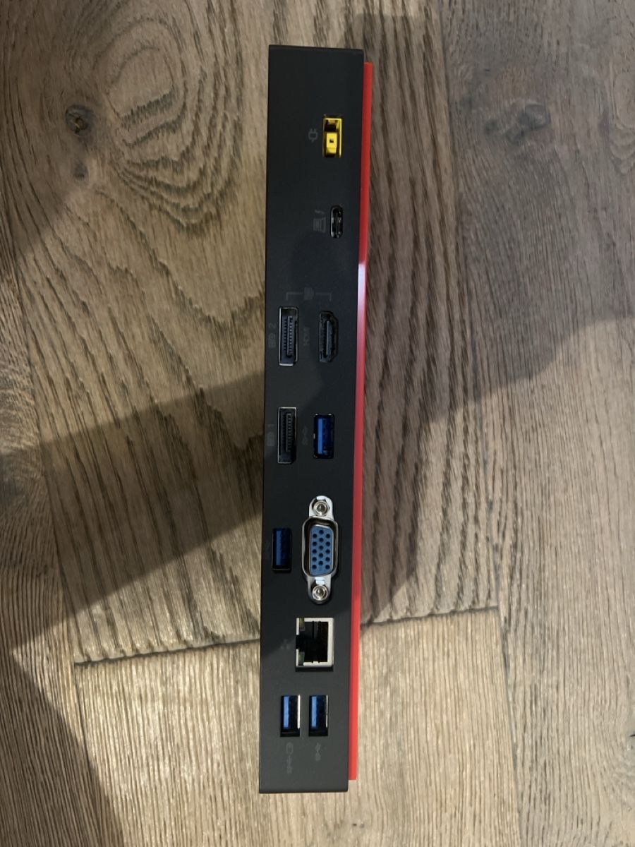 Lenovo Docking station: Lenovo ThinkPad Thunderbolt 3 Dock mit Netzteil – D'occasion à Effretikon par Cutre 1